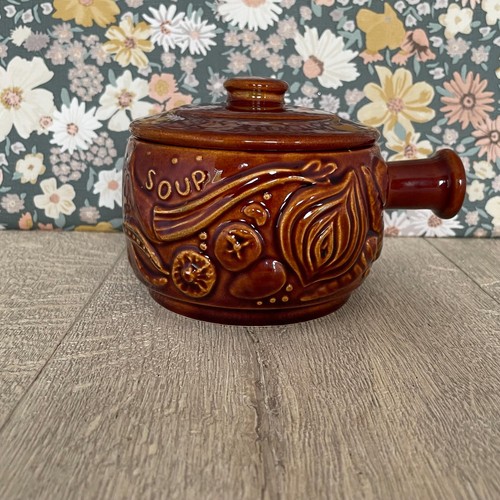 Sylvac lidded soup - soup, bowl