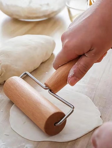 1pc wooden shaped dough - wooden,