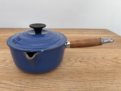 Creuset vintage blue - le, cast