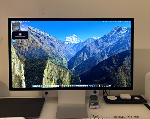Apple studio display - display, with