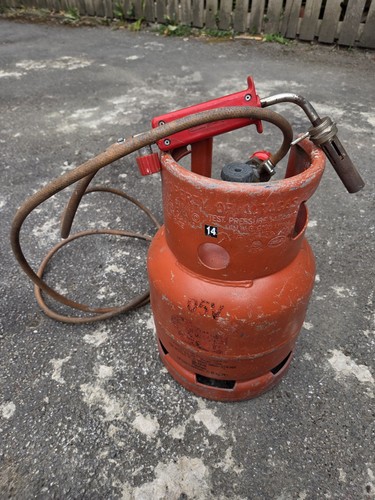 Bullfinch blow torch - blow,