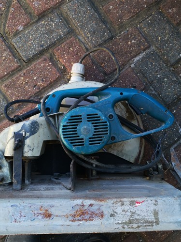 Makita 2414b 110v - 110v, 355mm