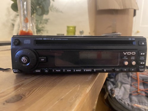 Vdo 136 car radio - 136, --