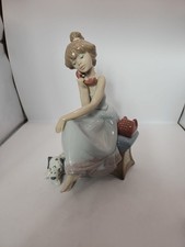 LLADRO #5466 “Chit Chat”
