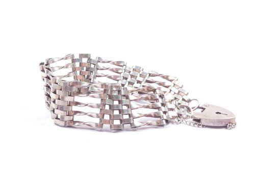 Vintage gate bracelet love - gate,