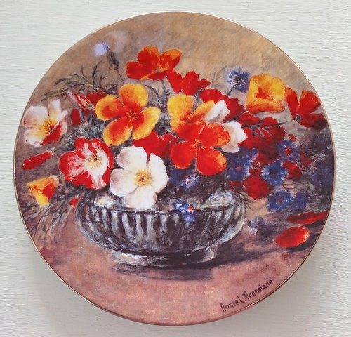Royal worcester plate - royal,