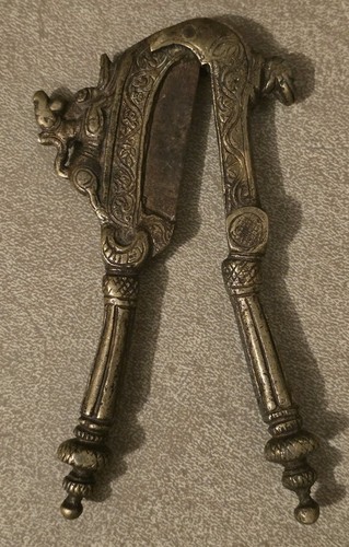 Antique brass indian - indian, betel