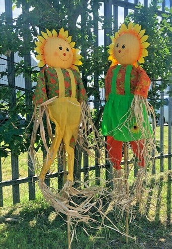 Giant scarecrows 2pk ft - giant,