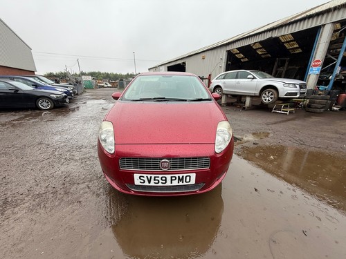 Fiat grande punto petrol - grande,