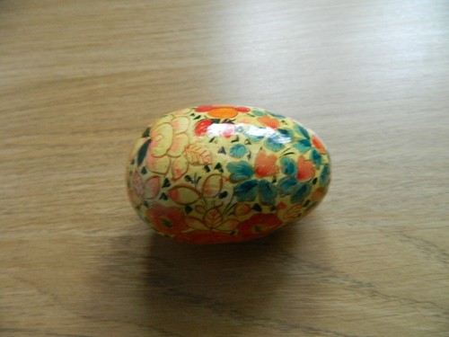 Colourful papier mache - papier,