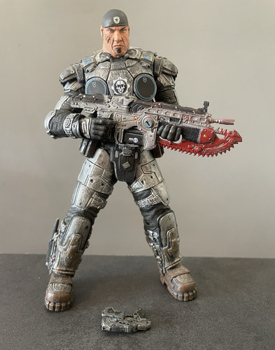 Neca gears war marcus fenix - neca,