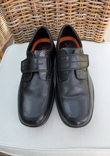 Marks spencers airflex black - airflex,