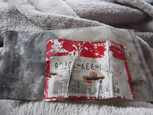 Honda mb50 mt5 - oil, seal