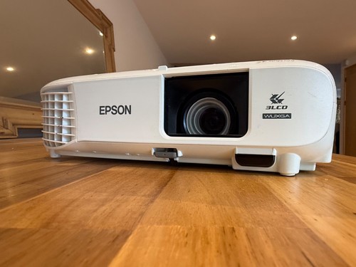 Epson u05 1080p full - epson,