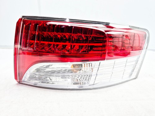 Toyota avensis t27 mk3 tail - avensis,