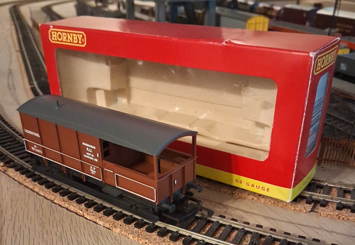 Hornby 20t brake - (ex-gwr),