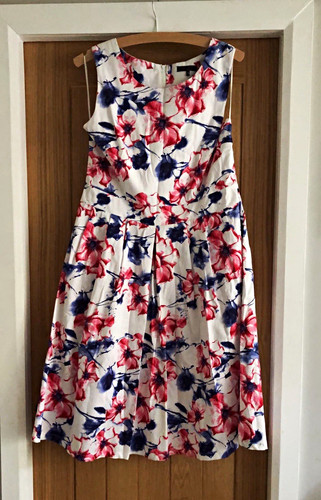 Stella morgan white floral - stella,