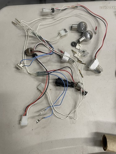 Piper nav light bulbs - pa-46,