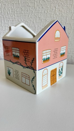 Habitat house planter - house, /