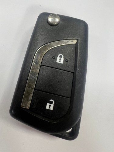 Genuine toyota button - genuine, 2
