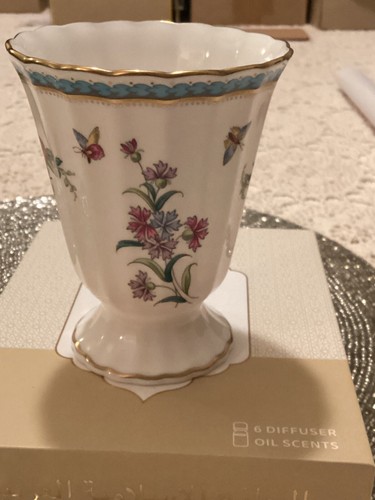 Spode bone china - posey, in