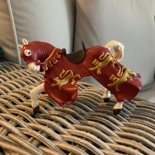 MEDIEVAL HORSE * Red with Gold Lion Detail * Fantasy Toy Figure by Papo * 2005