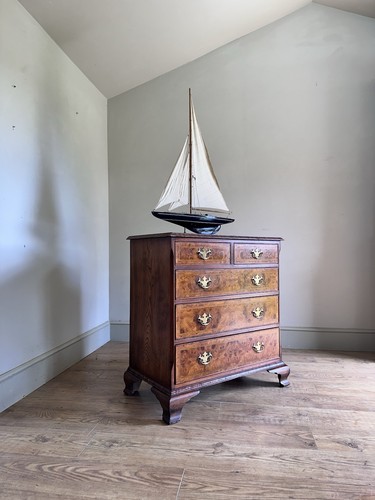 Vintage chest drawers - chest,