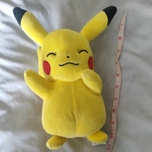 Pokemon pikachu plushie - pikachu,