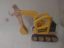 Pintoy John Crane Wooden Toy