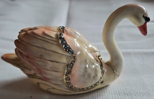 Beautiful enamel crystal - beautiful,