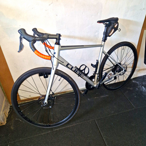 Cube attain 2024 road bike - attain,
