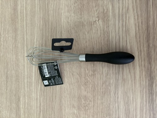 New oxo good grips whisk - grips, 9"