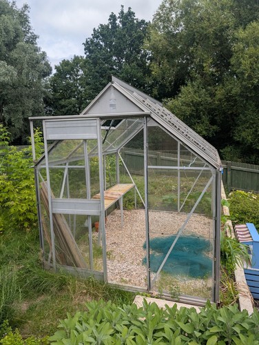 Greenhouse good condition - greenhouse,