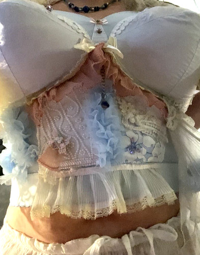 Vtg bullet bra - dollcore, avant