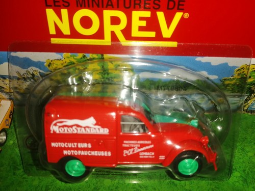 Norev citroen 2cv azu - 1/43,