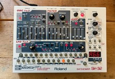 Roland SH32 original, great