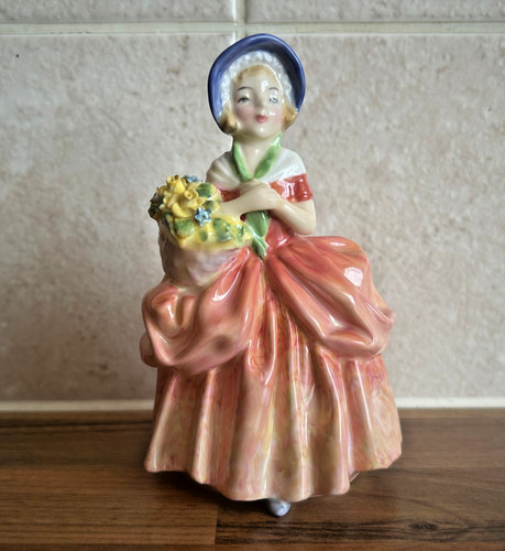 Royal doulton cissie - royal, figurine