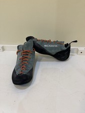 Scarpa Generator Mid Rock