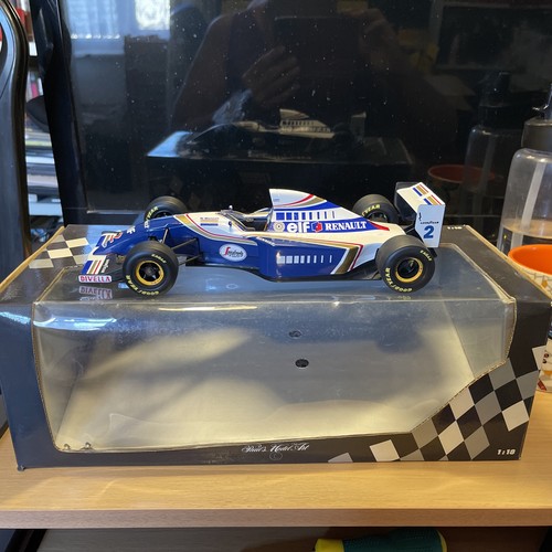 Scale williams renault - 1:18,