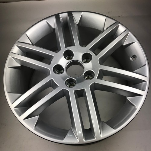 Vauxhall vectra silver - c, 17"