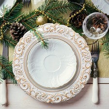 GENMOUS 13" White Charger Plates Set of 8, Vintage Embossed Plastic Table Cha...