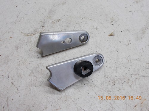 Front arrow brackets - brackets, for