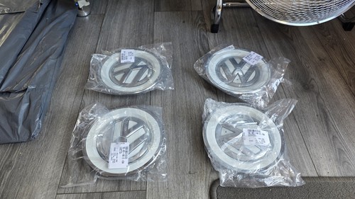 Volkswagen white wheel - 4x,