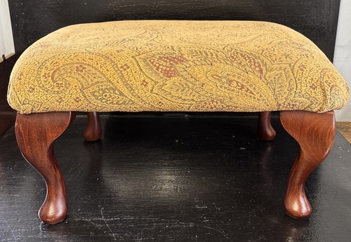 Stunning large vintage foot - large,