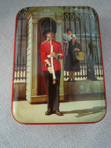 Vintage tin sweet toffee - tin,