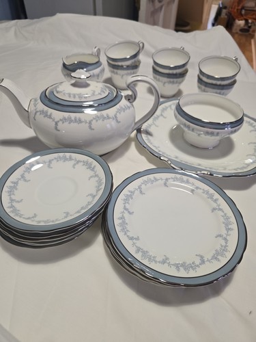 Aynsley vintage fine bone - aynsley,