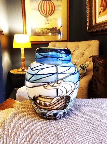 Moorcroft winds change - moorcroft, of