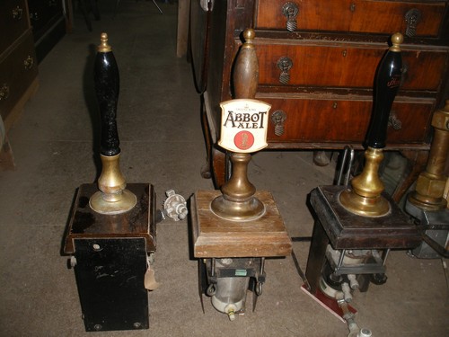 Vintage traditional beer - , pumps