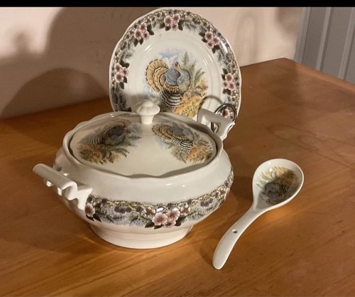 Queen myott soup tureen - queen's,