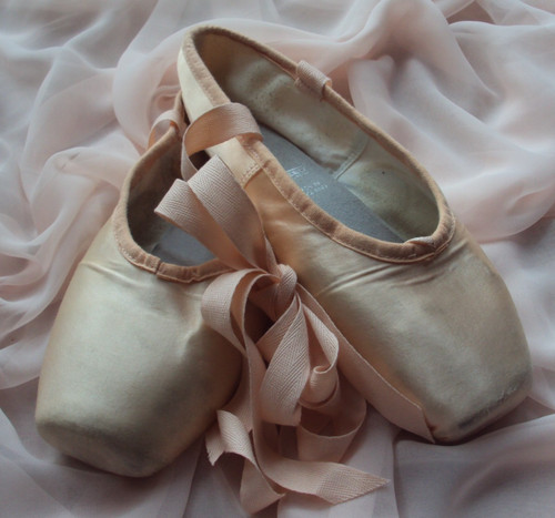Pointe shoes freed london - pointe,